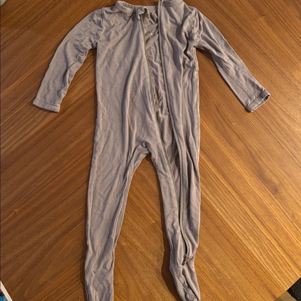 Kyte Baby | Zippered Footie in Mushroom | 12 - 18 mos